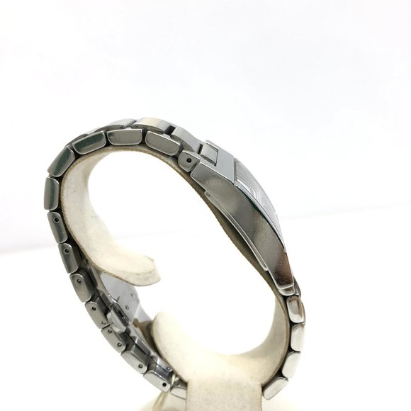 GUCCI Watch Analog Quartz 7700L Square Silver Stainless Steel Dial Black Logo Da - Picture 3 of 8